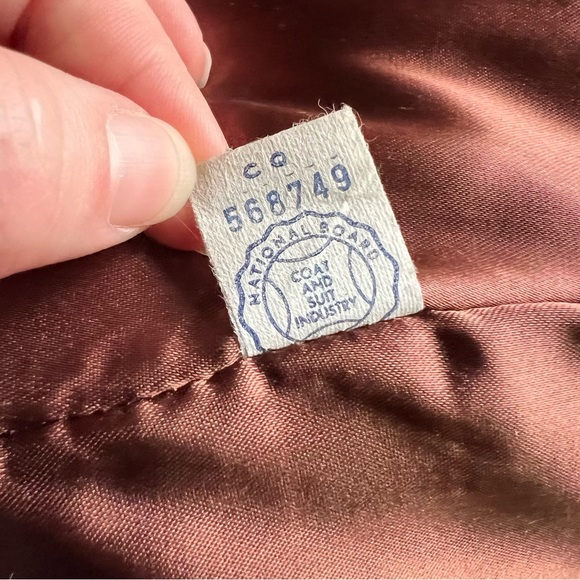 Vintage Wool Houndstooth Coat w/ Real Fur Collar & Cuffs | Fox | Mid-Century - Picture 11 of 13